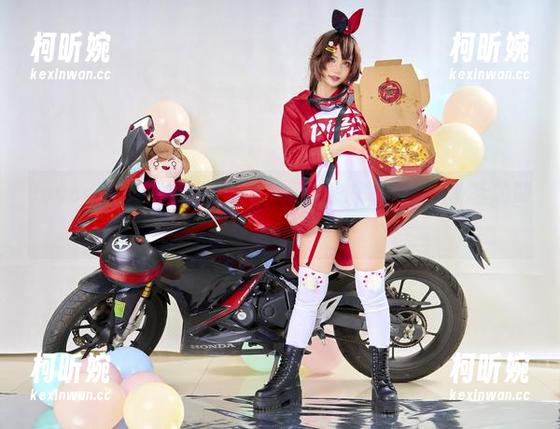 Joyce Lin2x的油亮美图，图包支撑起了一片光滑的期待